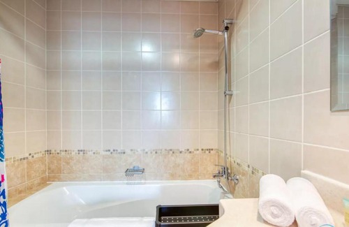 Al Qusais Apartamento | Breezy 1 Bedroom Apartment with Luxurious Views at Mai Tower, Al Nahda 1