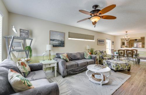 El Centro Beach Casa | Breezy PCB Vacation Rental with Lanai, Walk to Ocean