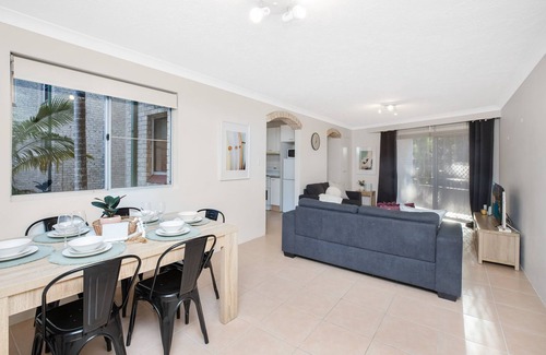 Tuncurry Apartamento | Breezy, Stylish, Getaway