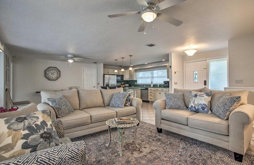 Singer Island Casa | Breezy Updated Home - Walk to Beach and Restaurants!