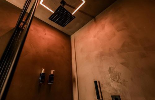 Rade Complejo | Bregu Village Spa