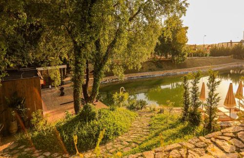 Rade Complejo | Bregu Village Spa