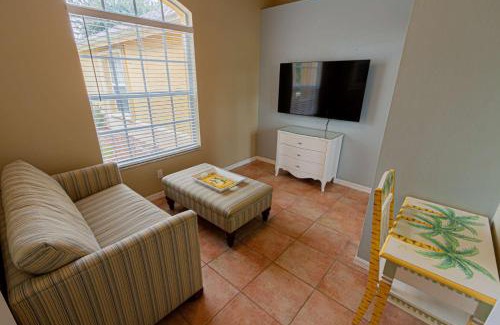 Central Naples Casa | Briarwood- Vintage Ct