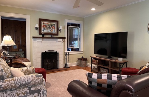Aiken Cabaña | Brick Cottage in Aiken