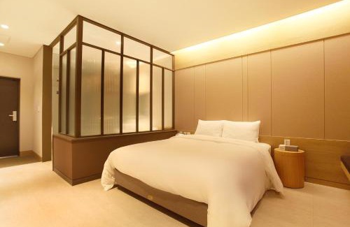 Eungam-dong Hotel | Bricks Hotel