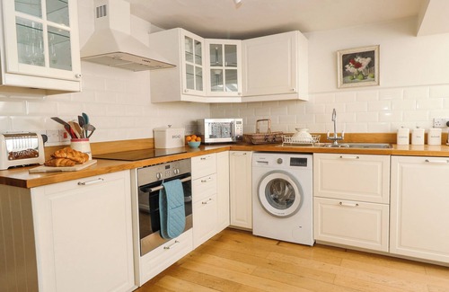 Aylsham Cabaña | Bridge Cottage