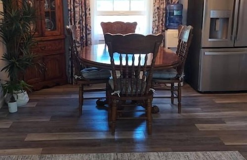 Craigsville Casa | Style & Comfort - 2BR/2BA Retreat Near Summersville Lake – 2 Hours from Snowshoe