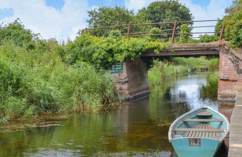 Irstead Casa | Bridge End - E1028