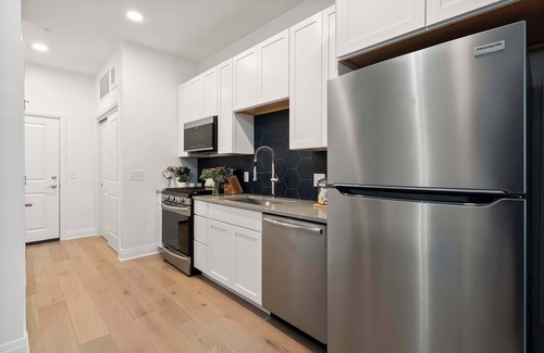 Dublin Condominio | Bridge Park Luxe Summ