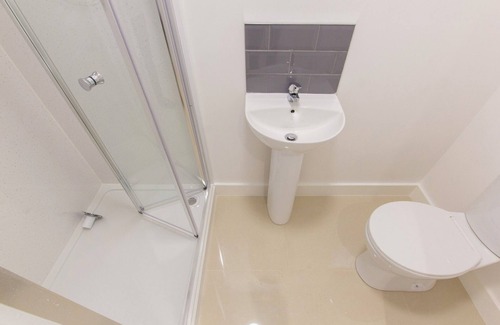 Southampton Casa | Bridge Road - Room 2a