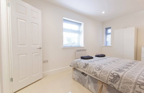 Southampton Casa | Bridge Road - Room 2a