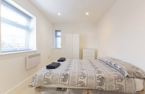 Southampton Casa | Bridge Road - Room 2a