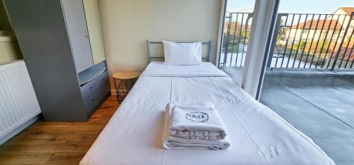 MacMerry Casa | Bridge St Guest House - Rooms Only