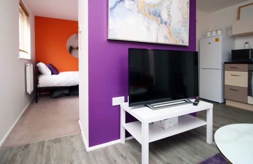 Newport Apartamento | Bridge View Studio by Tŷ SA