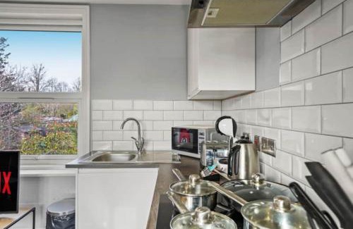 Maidstone Apartamento | BridgeCity SPACIOUS 1Bed Studio Apartment Maidstone w free Parking