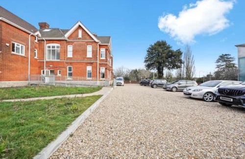 Maidstone Apartamento | BridgeCity SPACIOUS 1Bed Studio Apartment Maidstone w free Parking