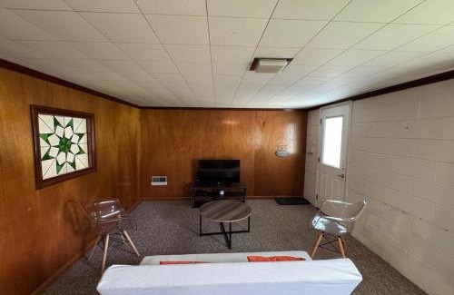 Bridgeport Casa | Bridgeport House WV, Close to UHC, FBI, The Bridge Complex