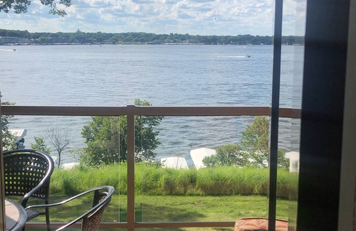 Arnolds Park Condominio | WATERFRONT- Condo en Bridges Bay Resort