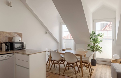 Santo Amaro Apartamento | Bridgeview Alcântara – The 3BR Loft Edition