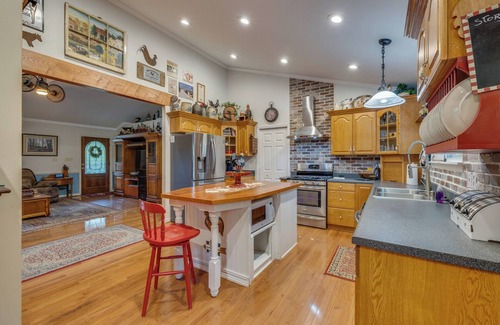 Greeneville Casa | Bridgeview Bend - Charming 3-bedroom house with spacious yard and seasonal creek