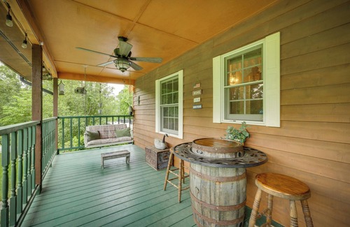 Greeneville Casa | Bridgeview Bend - Charming 3-bedroom house with spacious yard and seasonal creek