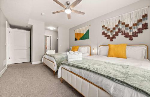Fairpark Apartamento | Bright 2BR SLC Apt Hot Tub Parking