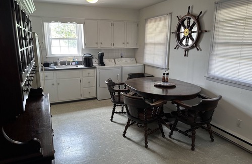 Southend Condominio | Brigantine 2BR 1.5BA Bottom Floor Condo with Tesla/EV Charger