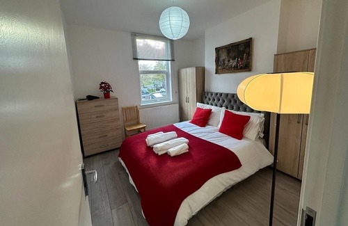 Seven Sisters Apartamento | Bright 1 Bed Flat 25 mins from Oxford Circus