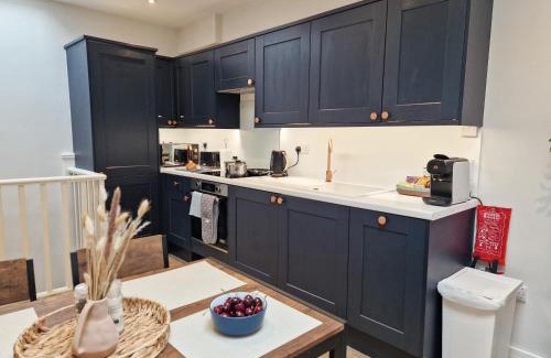 Fulham Broadway Apartamento | Bright 1-Bed Flat Near Fulham Broadway Station with Free WiFi and Netflix