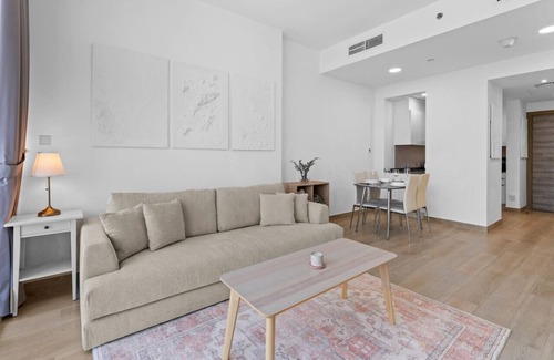 Jumeirah Village Circle Apartamento | Bright 1 Bedroom Apartment with JVC open view