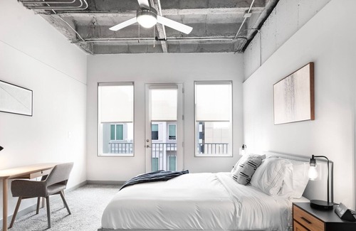 SoNo Apartamento | Bright 2 Bed apartment located in SoNo neighborhood