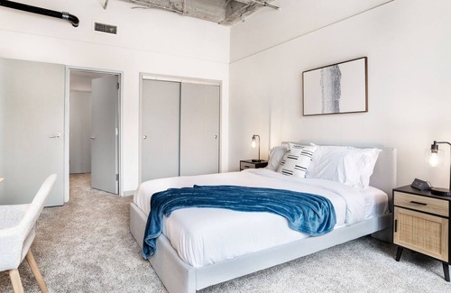 SoNo Apartamento | Bright 2 Bed apartment located in SoNo neighborhood