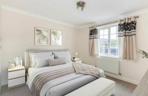 Trinity Apartamento | Bright 2-Bedroom Family Flat, Wimbledon