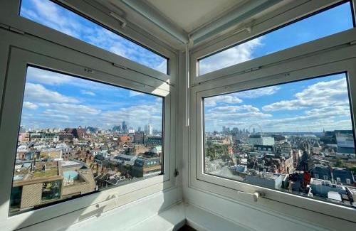 Soho Apartamento | Bright 2-Bedroom in Soho High-Rise with Skyline Views