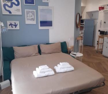 Porta Garibaldi Apartamento | Bright 2-room apartment for friends and relatives
