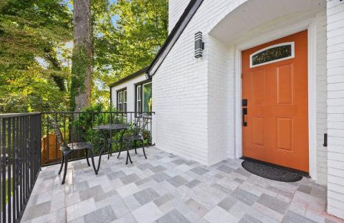 Church Street Casa | Bright 3BR Upstairs Unit - Summerhill