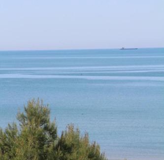 Shkembi i Kavajes Apartamento | Bright 3f Apartment By Adriatic Living