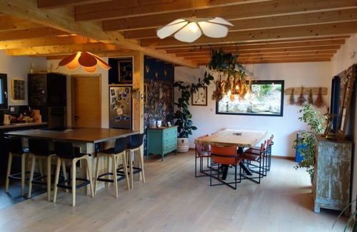 Dingy-Saint-Clair Casa | Bright 4-bedroom house