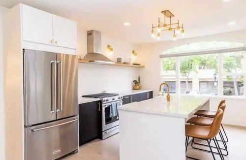Little Italy Casa | Cheerful 4BD Home in the Heart