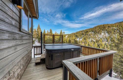 Alpine Meadows Casa | Bright 5BD Alpine Retreat - 5Min to Alpine Meadows