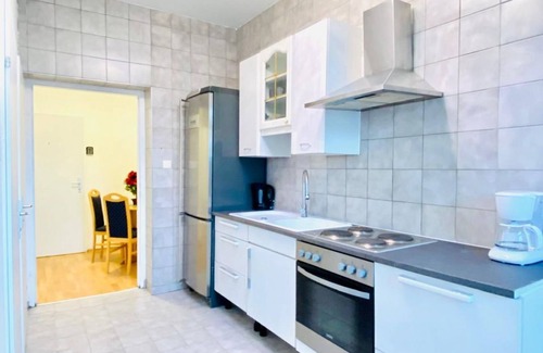 Liesing Apartamento | Bright 5BR Shared Apartment w Great Transport Link