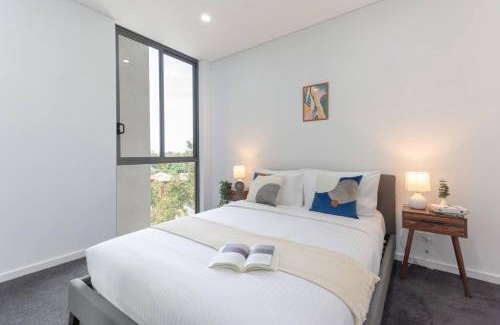 Parramatta Apartamento | Bright & Airy 2BR - Steps to Station & Westfield