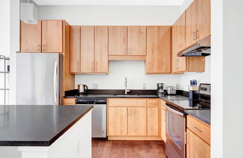 Cambridge Apartamento | Bright Alewife 1BR w/ in-unit W/D close to shopping center, by Blueground