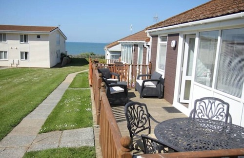 Westleigh Chalet De Esquí | Bright and Airy 2 Bedroom Chalet By The Sea