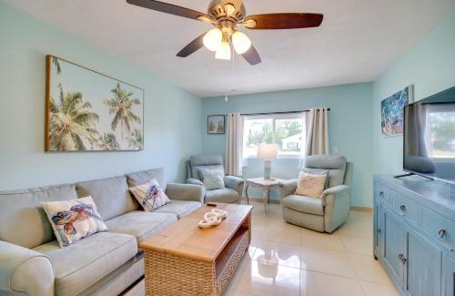 Florida Ridge Casa | Bright and Beachy Vero Beach Home with Pool Access!