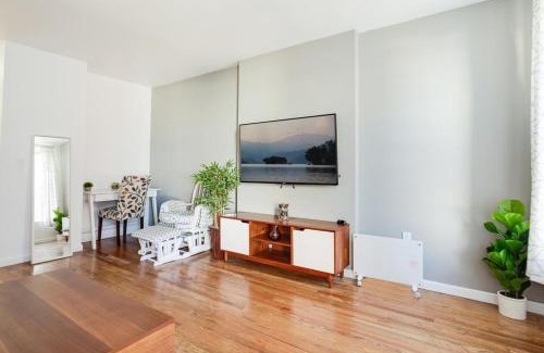 Hoboken Apartamento | Bright and Charming 1BR 15min to NYC