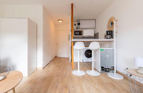 Casselardit Apartamento | Bright and charming studio next to the tram