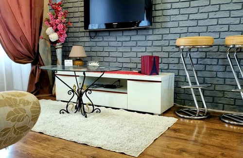 Dnipro Apartamento | ⭐ Bright and comfortable apartment, near the city center, Most City and Menorha