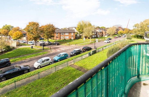 Southgate Apartamento | Bright and Comfortable 2 Bedroom flat Oakwood