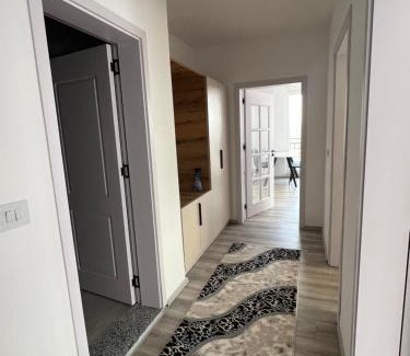 Çagllavicë Apartamento | Bright and Comfy